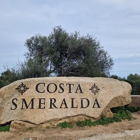 Finestra Vista Mare In Costa Smeralda Apartment